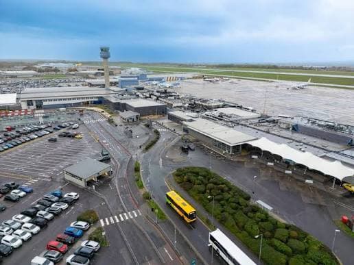 East Midlands Airport terminal — Ridecore Travel fixed-price 8-seater transfers from Leeds